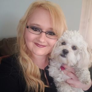 Meet your Posher, Courtney